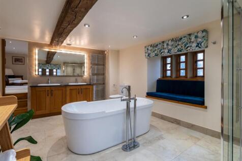 5 bed, 4 bath Semi-Detached in Sheffield - Photo 31