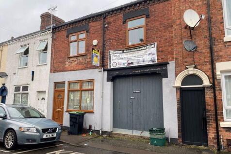 6 Bedroom Terraced in ST4 2EU