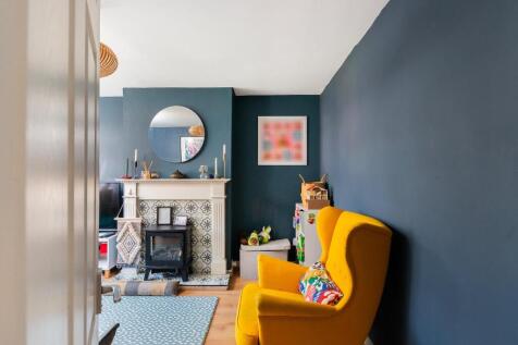 3T7ASH - Living Room D.jpg