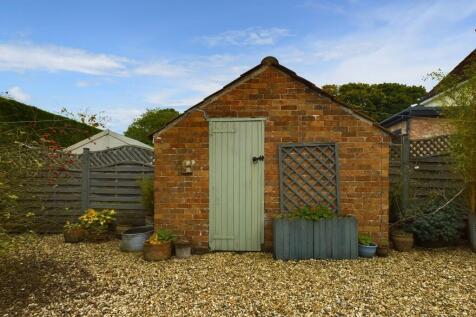 Outbuilding