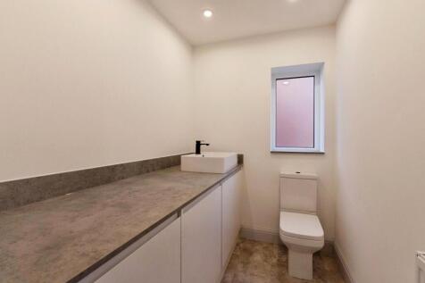 Utility Room/Wc