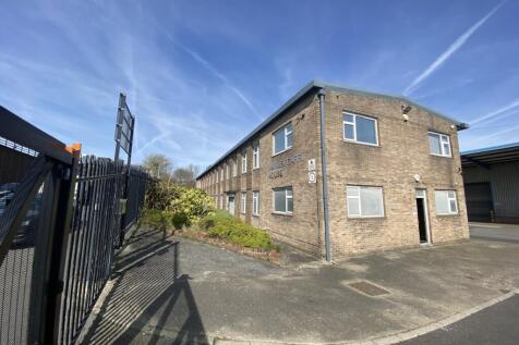 Office to rent in moor top kirklees