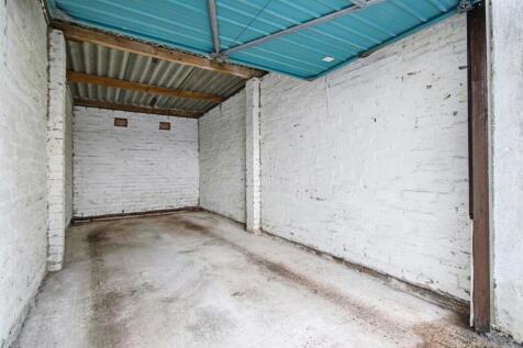Garage-3.jpg