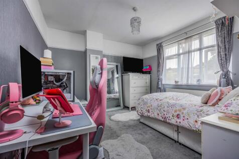 59 Woodfield Avenue, Drayton-Small-PorticoMarketin