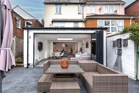 7 Chapel Road    (30).jpg