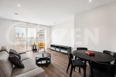 RECEPTION/DINING AREA