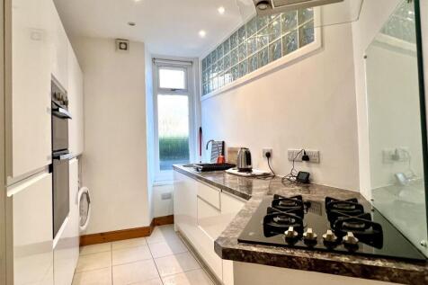 Bellefield Avenue, Dundee