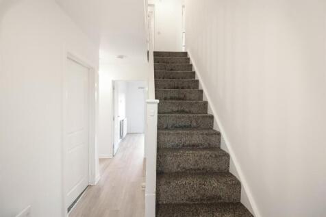 13 - Hallway 2.jpg