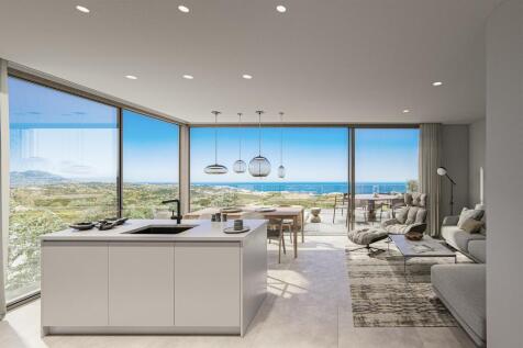 LOUNGE AND KITCHEN