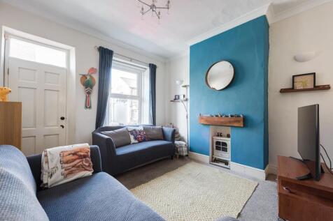 121WalkleyCrescentRoad(Interior)-1-2.jpg