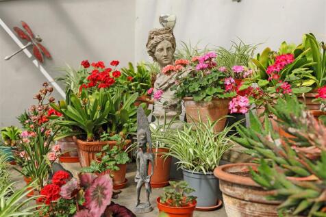 Brockwell House P.48.Photoneg.co.uk.jpg