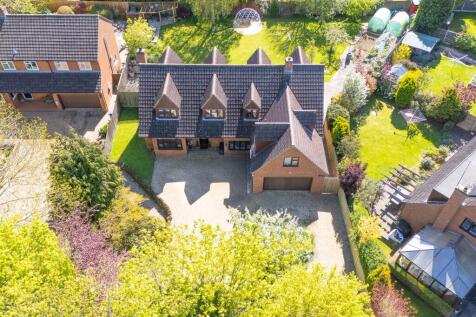 34 Ashwells, Yelvertoft