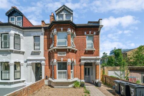 FOR SALE - Silver Crescent, W4