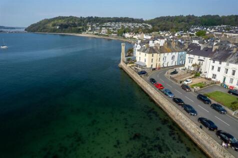 Exterior - 2 Bulkeley Terrace, Beaumaris-24.jpg