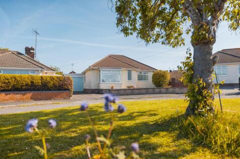 13 Waterford Dr-41.jpg