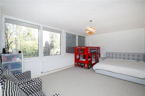 5 bed, 2 bath Semi-Detached in liverpool - Photo 9