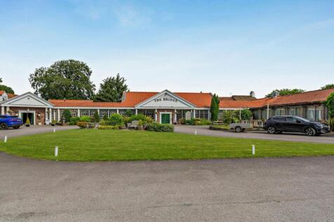 Hotel for sale in walshford