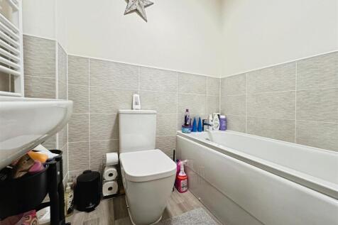 20e2ccf3--4D5B-B23F-E6BB7117C5CD-10852-000007A318B