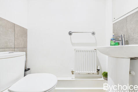 CAM05454G0-PR0093-STILL002