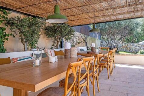 14-la mola-Mediterrane Villa im Fincastil mit spektakulaerem Meerblick und Vermietungslizenz-kaufen-lampen