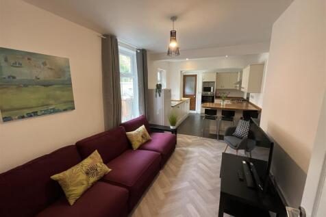 5 Bedroom Terraced in LN1 1LQ