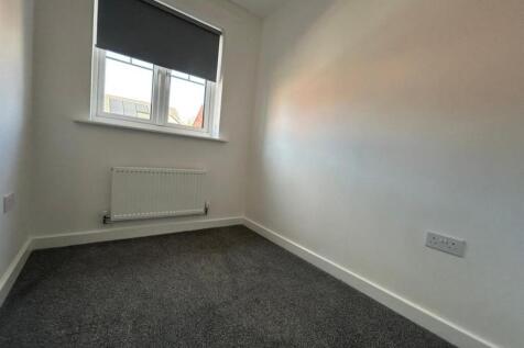 bedroom 1.jpeg