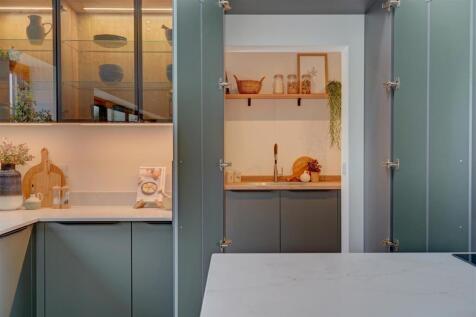 Arrow House (40).jpg