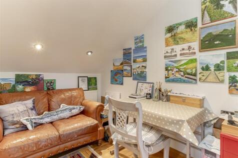 Landing and Study - B.jpg