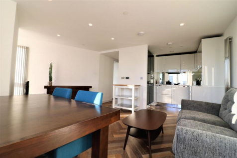 Contemporary 1-Bedroom Apartment