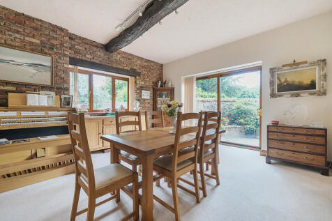 1340849-5-68a5b0f...