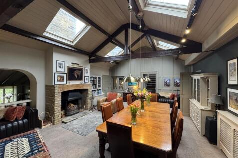 Bramleys Estate Agents - Hopton Hall Lane - Mirfie