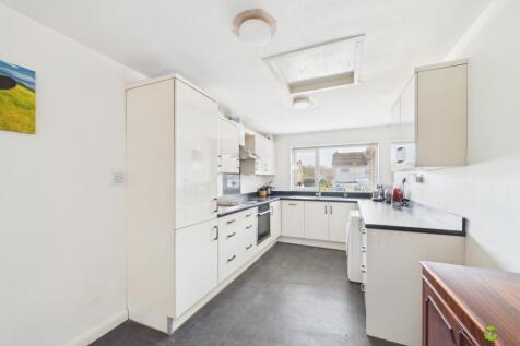 Presented by Robert at EweMove Bexleyheath and Dar