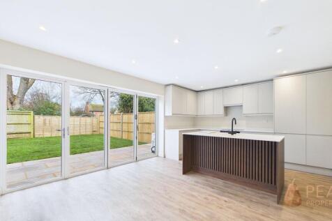 Open Plan Kitchen / Dining Room