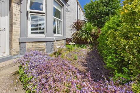 Town Front Garden