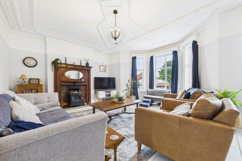 CAM01085G0-PR0592...