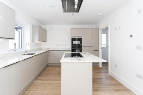 8 - kitchen area.jpg