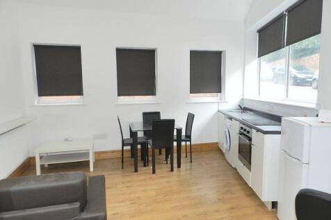 AVAILABLE 19TH AUGUST 2026 - THE RENT IS INCLUSIVE OF WATER. A LOVELY MODERN OPEN PLAN GROUND FLOOR STUDIO APARTMENT, VERY CONVENIENTLY SITUATED WITHIN EASY WALKING DISTANCE TO THE MAIN UNIVERSITIES,