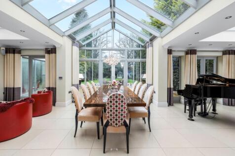 5 bed, 6 bath Detached in Birmingham - Photo 3