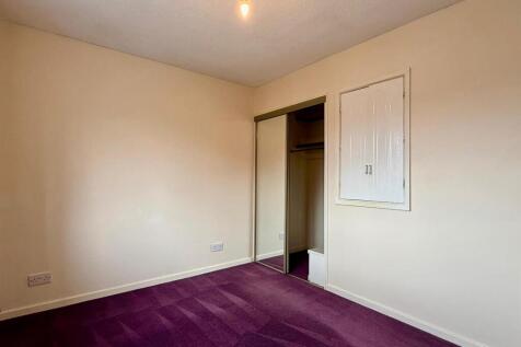 WhatsApp Image 2025-10-07 at 15.11.33_00033941.jpg