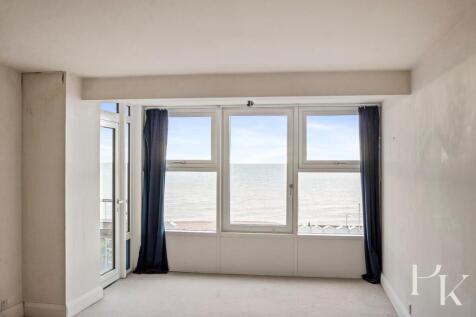 Kingsway, 215, Channings, 84-014.JPG