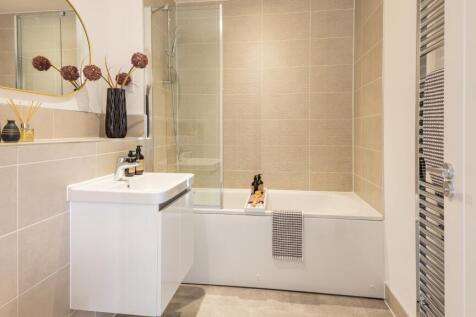 bathroom of house for sale in winchester