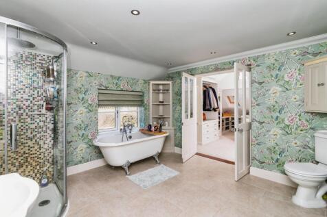 Master Ensuite