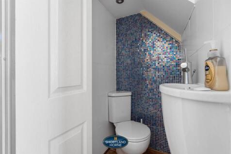 45 Arnold Ave (27 of 33).jpg