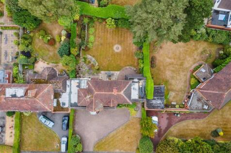 3 Brueton Avenue_5.jpg