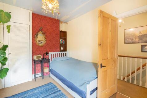 238 London Road-18.jpg