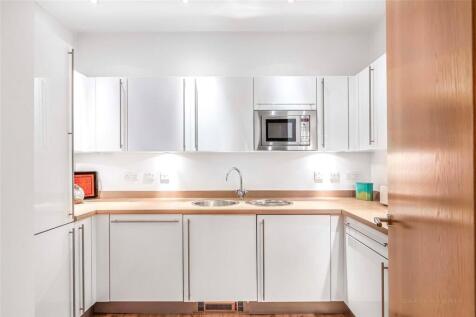 Kitchen.JPG