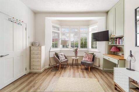 PHYLLIS AVENUE, 18 (15).jpg