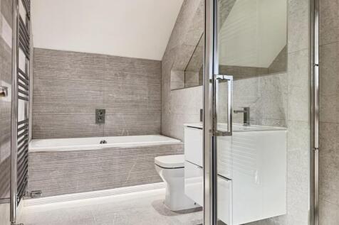 d68b5c49--40D9-A399-7E2A7D6AF3F3-13396-000009E5034