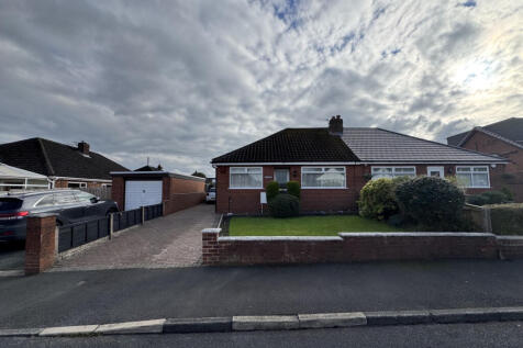 2 bed semi-detached bungalow for sale Coleridge R