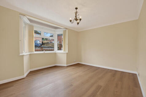 Living Room (2)